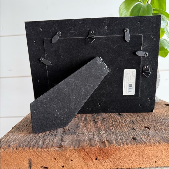 Hand crafted watercolor book shelf in 4x6 Jean frame - Picture 5 of 5